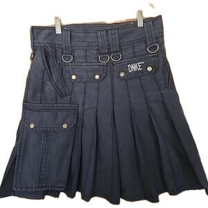 Damn Near Kilt Em Stowaway Utility Kilt Men's Size Small Navy